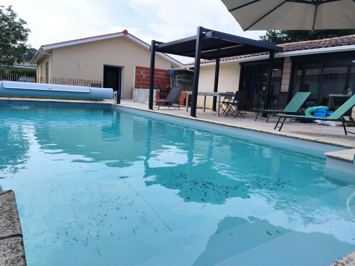 2 Maisons De 3 Et 2 Chambres Avec Grande Piscine Commune La Teste-de-Buch Exteriör bild
