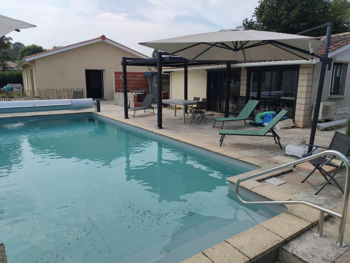 2 Maisons De 3 Et 2 Chambres Avec Grande Piscine Commune La Teste-de-Buch Exteriör bild
