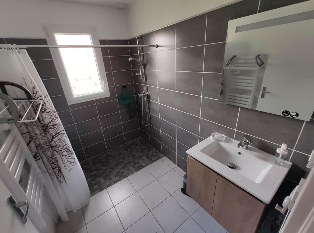 2 Maisons De 3 Et 2 Chambres Avec Grande Piscine Commune La Teste-de-Buch Exteriör bild